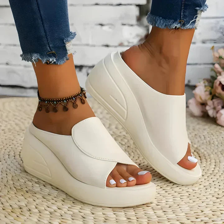 Eliza | Ortopediska Slip-on Wedge Sandaler