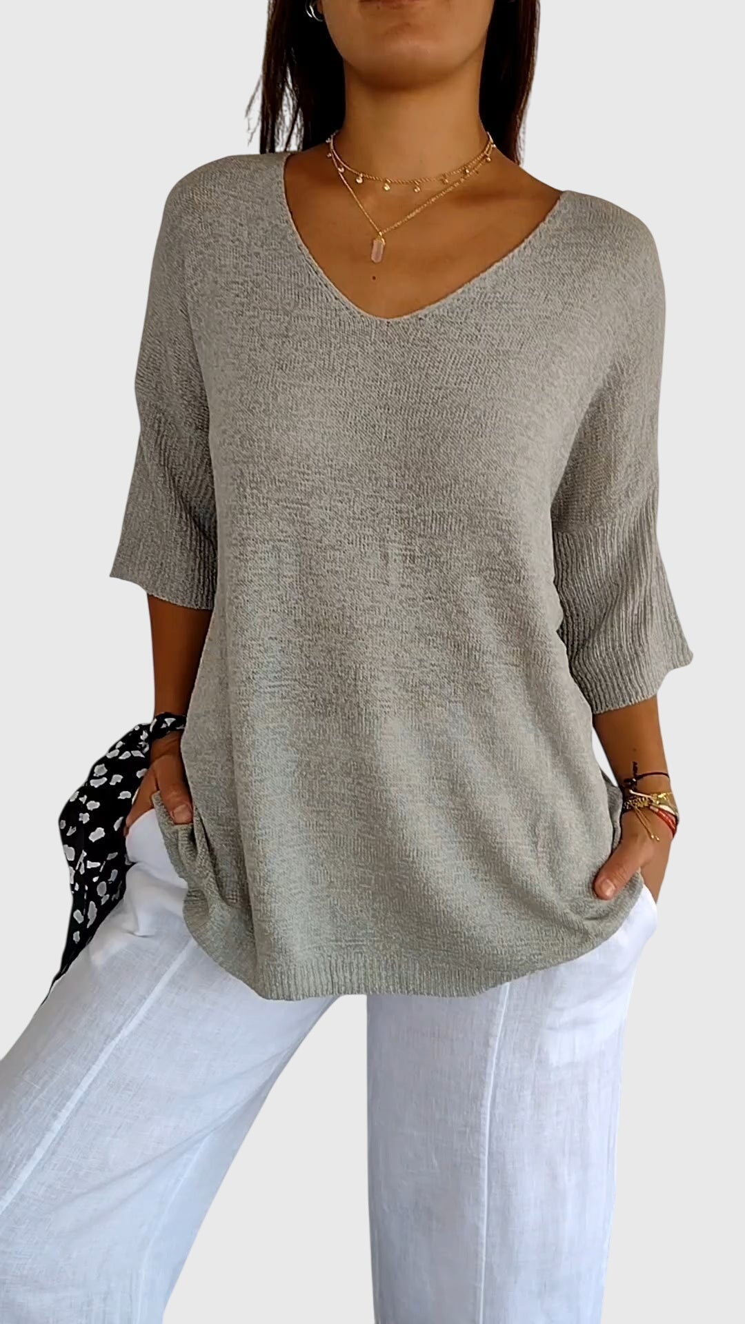 Cassandra | Elegant V-ringad Topp