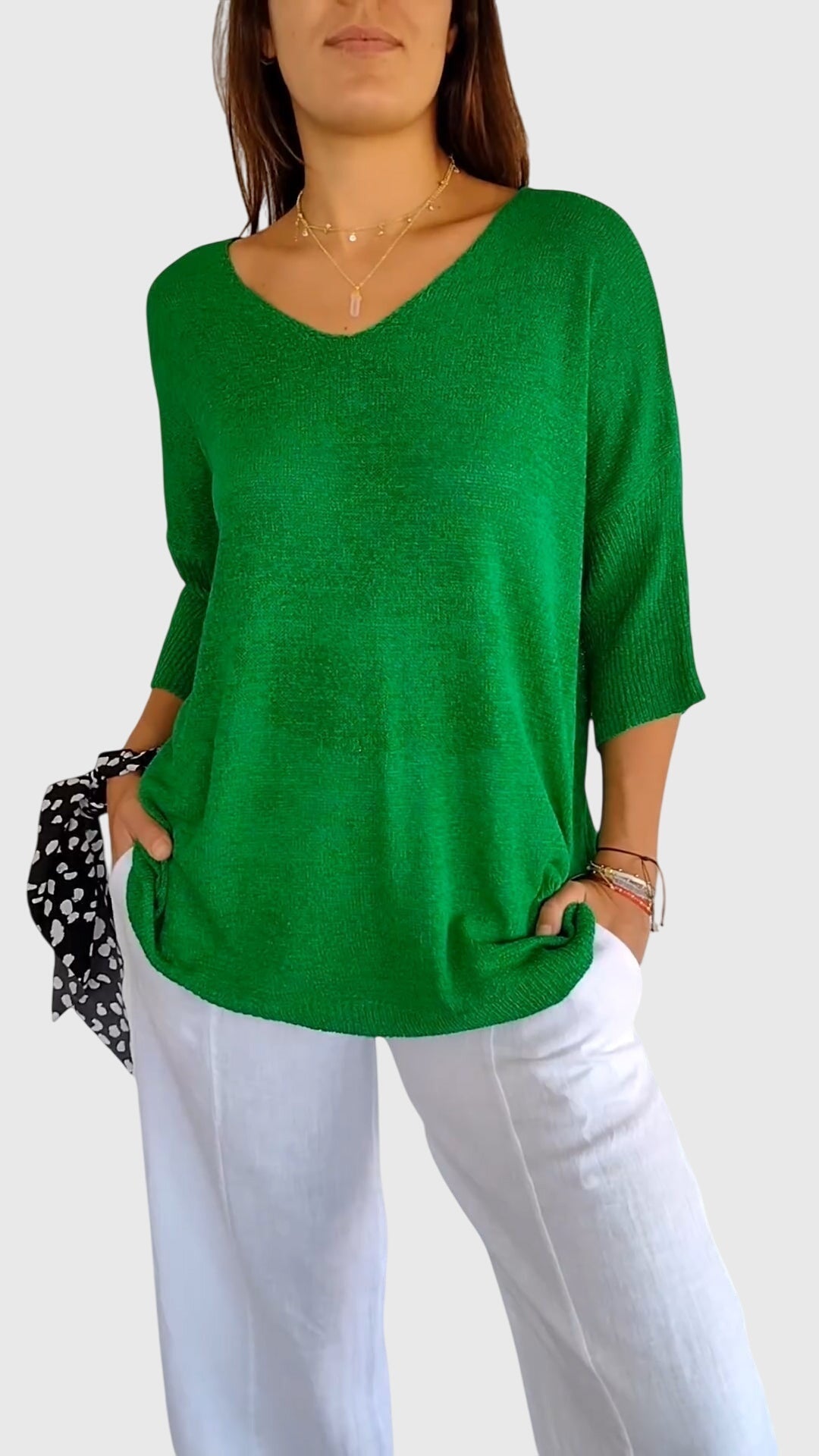 Cassandra | Elegant V-ringad Topp