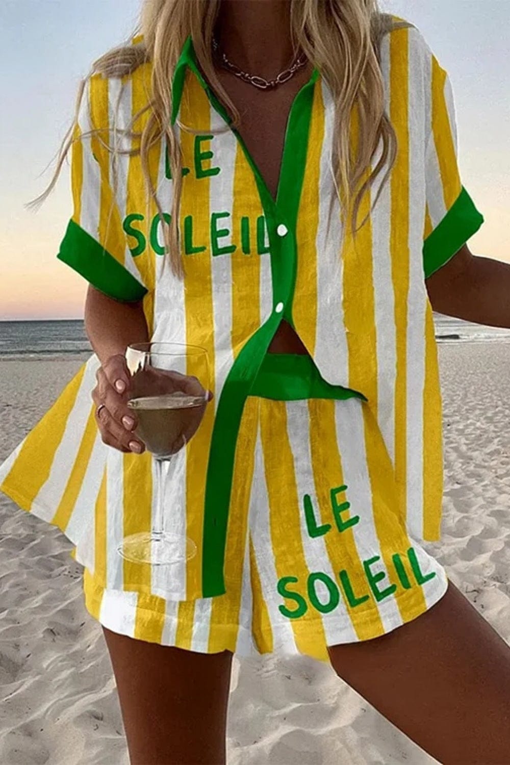 Harriet | Färgstarkt Strandset