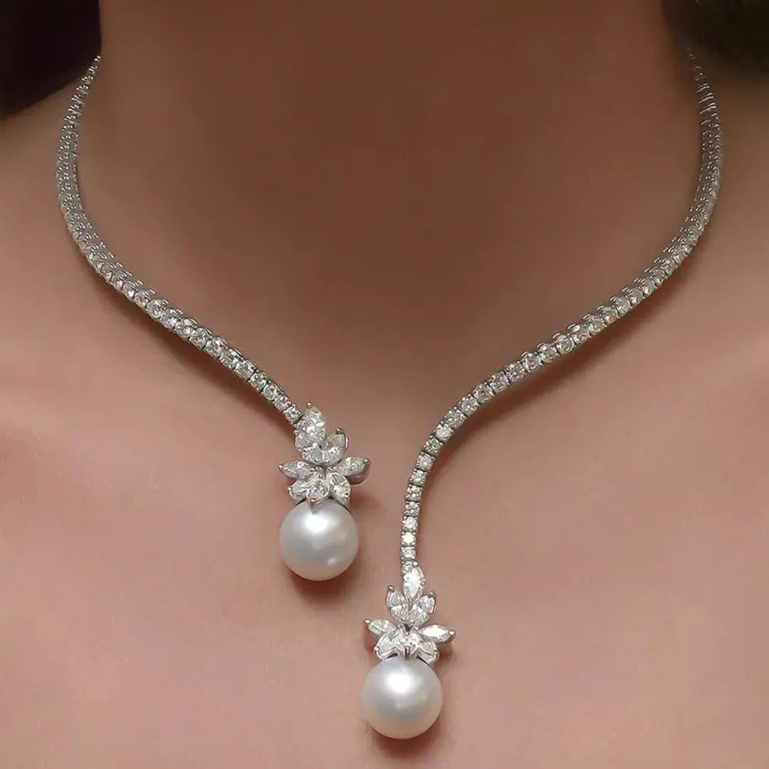 Elegant glänsande halsband med pärlor i sterling silver