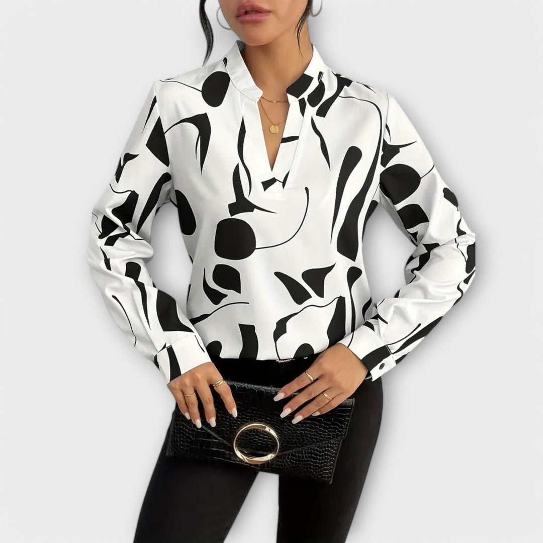 Lara Elegant Blus Med Design