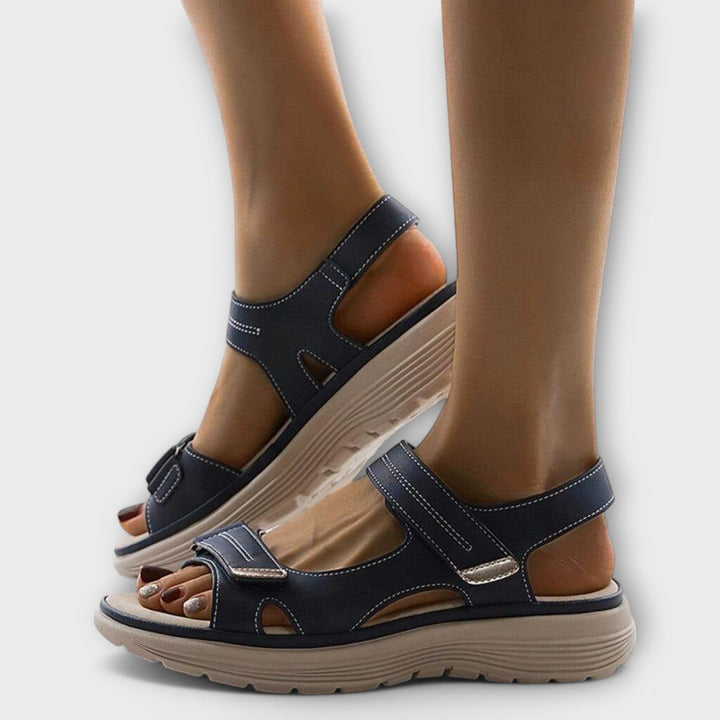 Nally | Ortopediska Sandaler