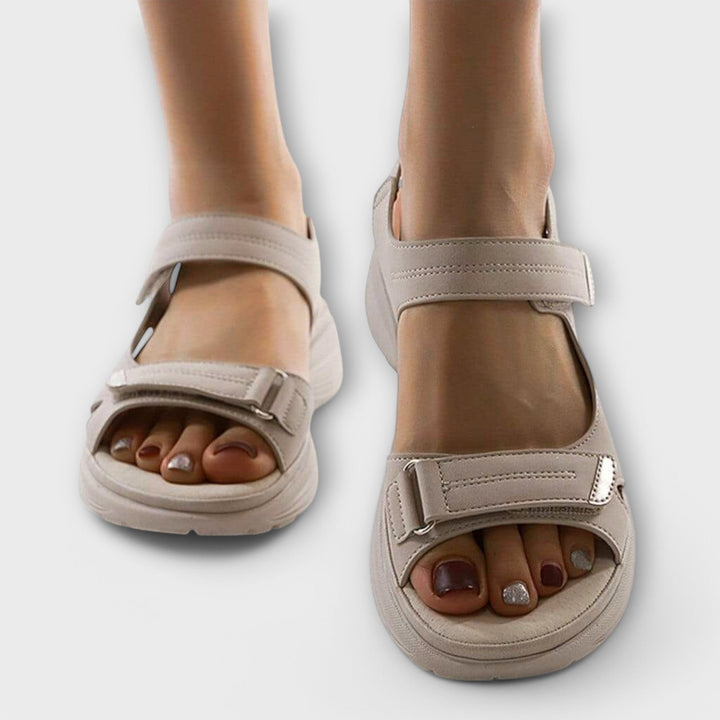 Nally | Ortopediska Sandaler
